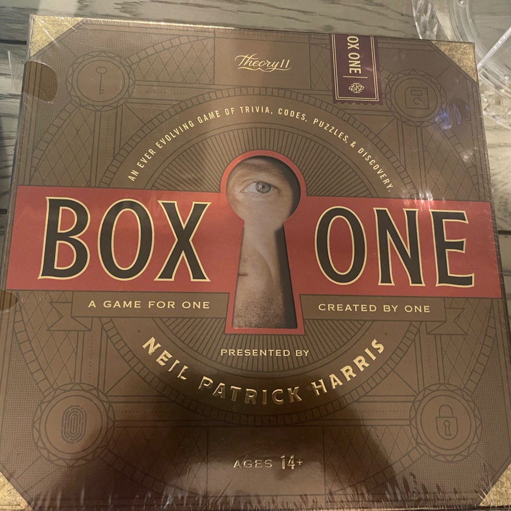 Box One Game - By Neil Patrick Harris - Picture 2 of 4